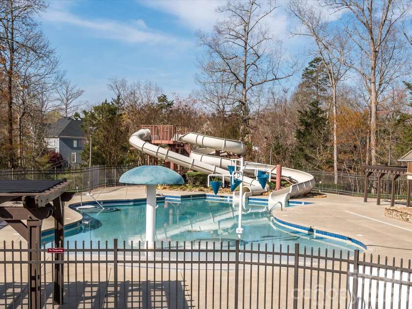 3504 Ringtail Drive, Waxhaw, NC 28173.  MLS# CAR4359232, YatesRealty ID 24519. Amenities include Clubhouse, Inground Pools one with Waterslide, Tennis Courts, Walking Trails and Playground