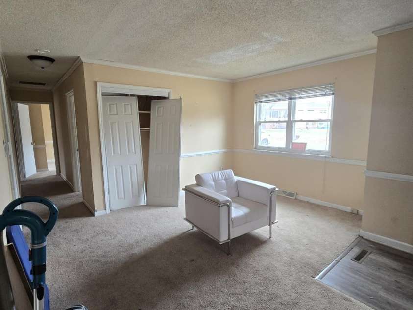 1806 Little Rock Road, Charlotte, NC 28214.  MLS# CAR4231709, YatesRealty ID 2452. 