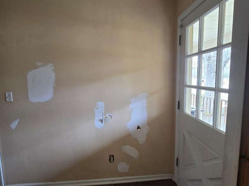 1806 Little Rock Road, Charlotte, NC 28214.  MLS# CAR4231709, YatesRealty ID 2452. 