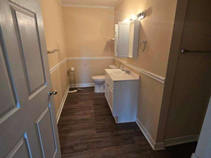 1806 Little Rock Road, Charlotte, NC 28214.  MLS# CAR4231709, YatesRealty ID 2452. 