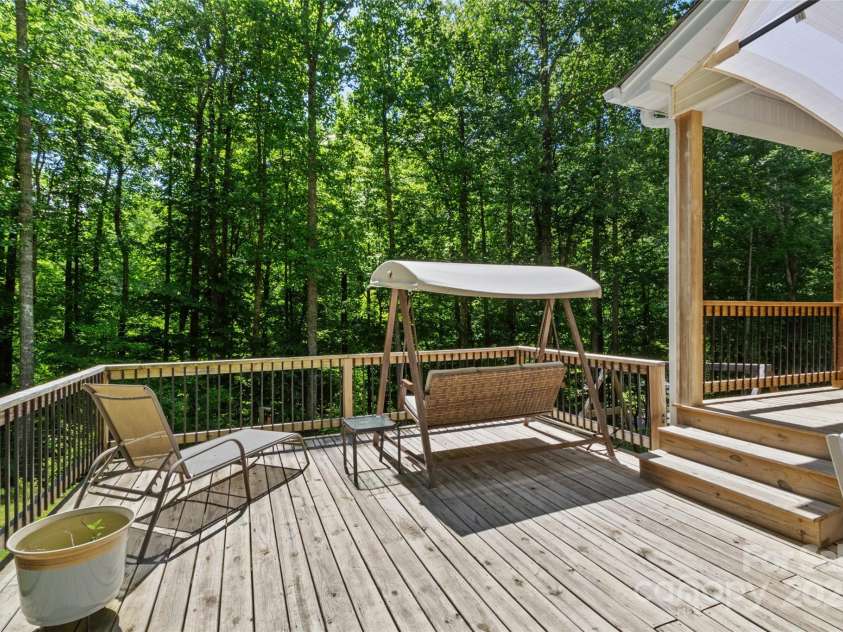 222 Fox Creek Road, Mars Hill, NC 28754.  MLS# CAR4275822, YatesRealty ID 24521. 