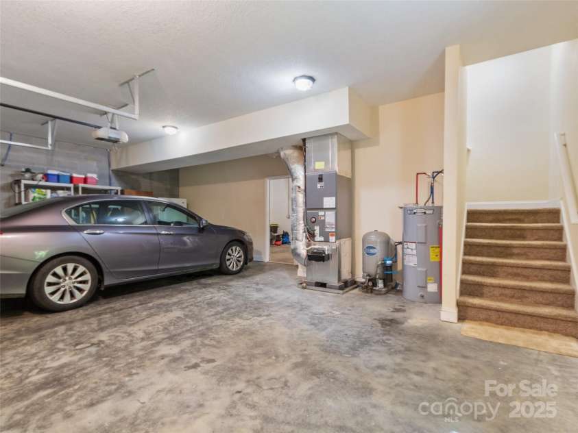 222 Fox Creek Road, Mars Hill, NC 28754.  MLS# CAR4275822, YatesRealty ID 24521. 