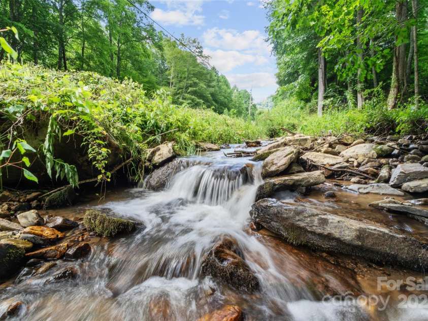 222 Fox Creek Road, Mars Hill, NC 28754.  MLS# CAR4275822, YatesRealty ID 24521. 