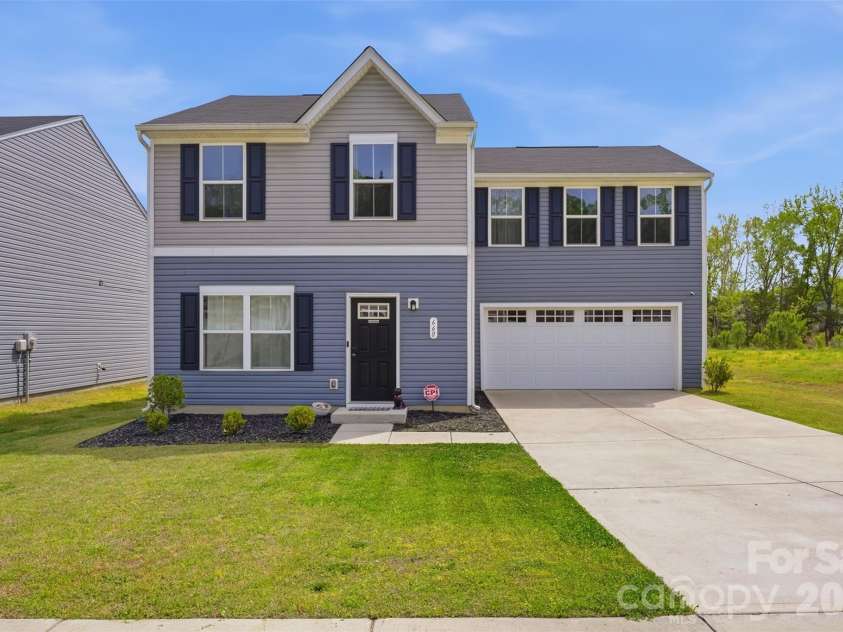 660 Pointe Andrews Drive, Concord, NC 28025.  MLS# CAR4367100, YatesRealty ID 24521. 