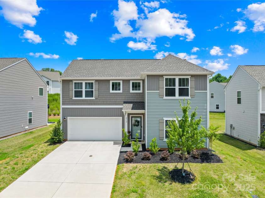 2512 Andes Drive, Statesville, NC 28625.  MLS# CAR4275635, YatesRealty ID 24522. 