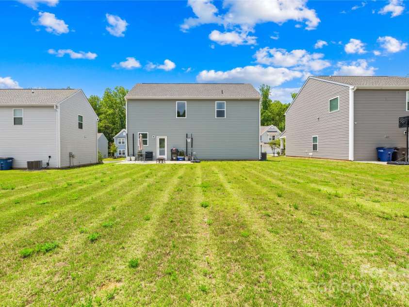 2512 Andes Drive, Statesville, NC 28625.  MLS# CAR4275635, YatesRealty ID 24522. 