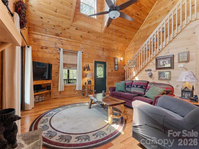 462 Deep Woods Lane, Saluda, NC 28773.  MLS# CAR4366925, YatesRealty ID 24522. 