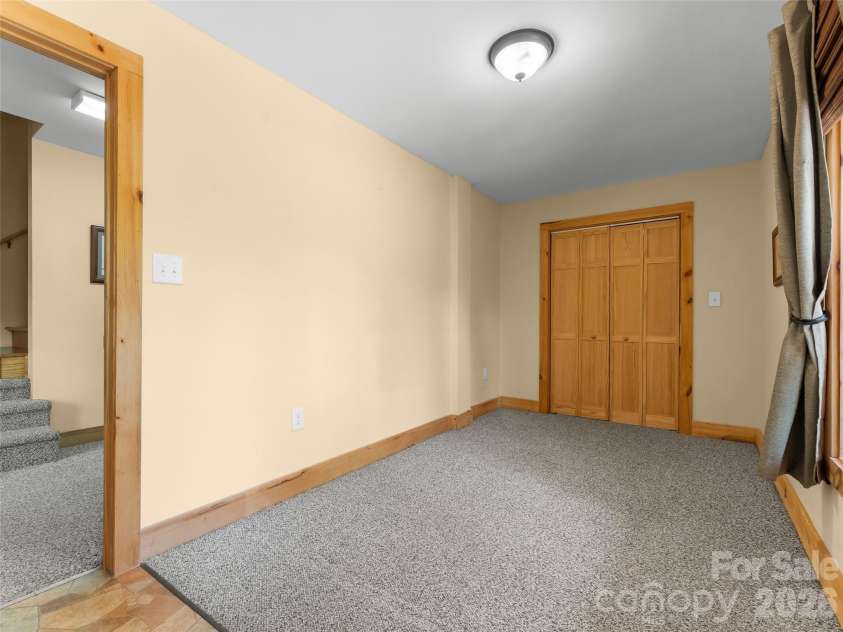 462 Deep Woods Lane, Saluda, NC 28773.  MLS# CAR4366925, YatesRealty ID 24522. 