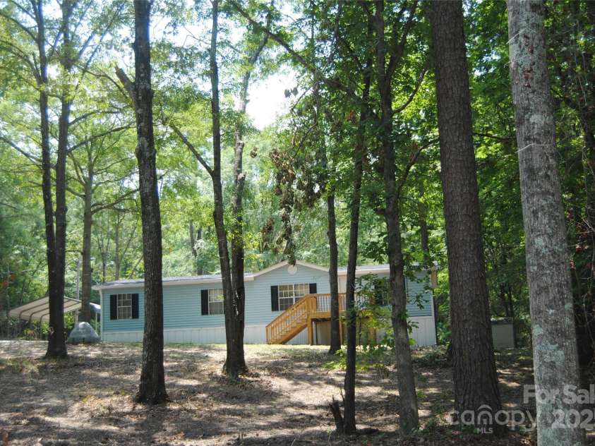 561 Woodglenn Road, Catawba, SC 29704.  MLS# CAR4275316, YatesRealty ID 24523. 