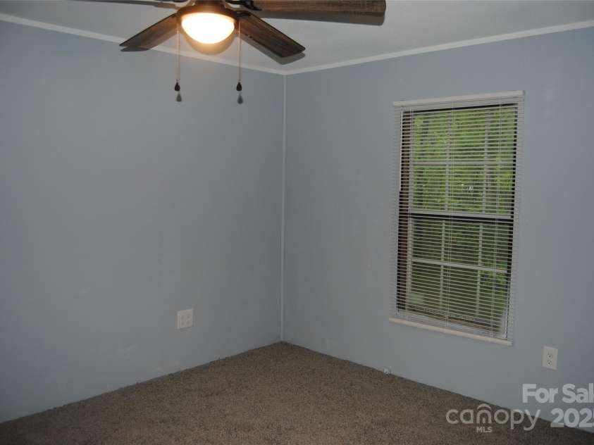 561 Woodglenn Road, Catawba, SC 29704.  MLS# CAR4275316, YatesRealty ID 24523. 