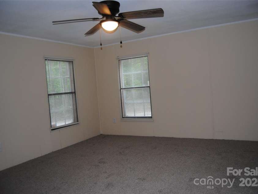 561 Woodglenn Road, Catawba, SC 29704.  MLS# CAR4275316, YatesRealty ID 24523. 