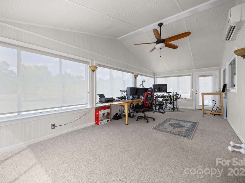 976 Howell Road, Mocksville, NC 27028.  MLS# CAR4278094, YatesRealty ID 24524. 