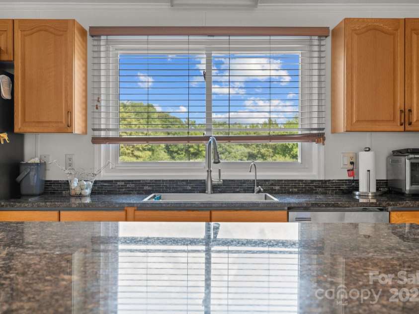 976 Howell Road, Mocksville, NC 27028.  MLS# CAR4278094, YatesRealty ID 24524. 