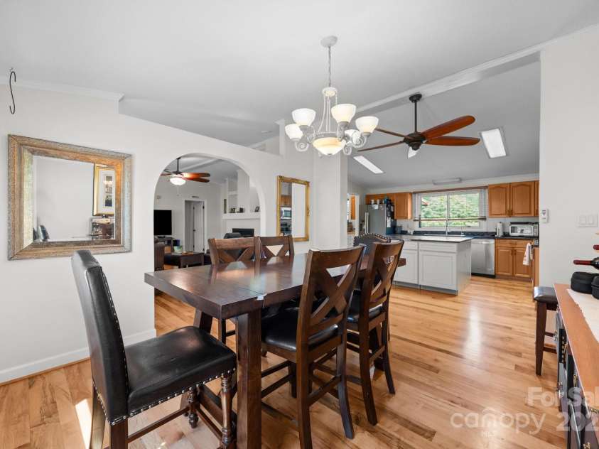 976 Howell Road, Mocksville, NC 27028.  MLS# CAR4278094, YatesRealty ID 24524. 