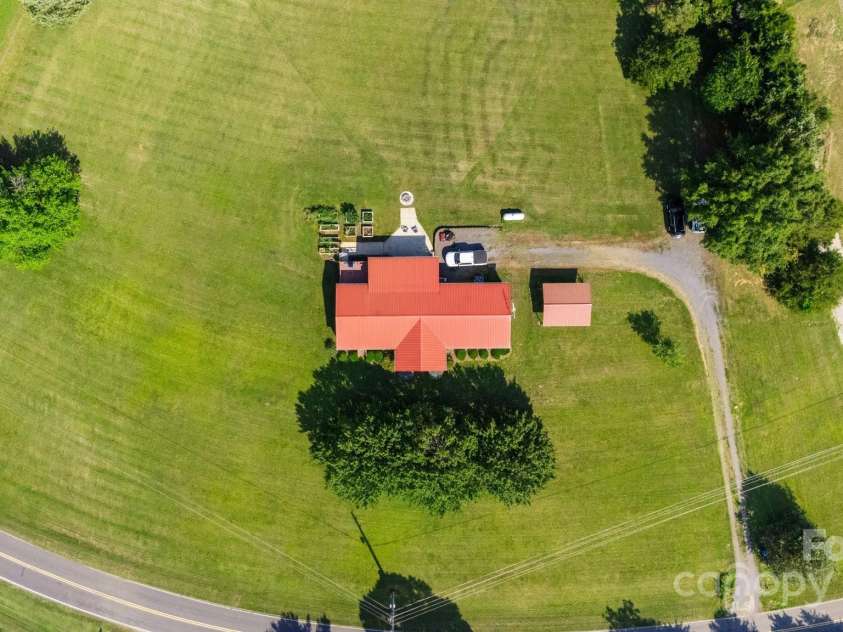 976 Howell Road, Mocksville, NC 27028.  MLS# CAR4278094, YatesRealty ID 24524. 