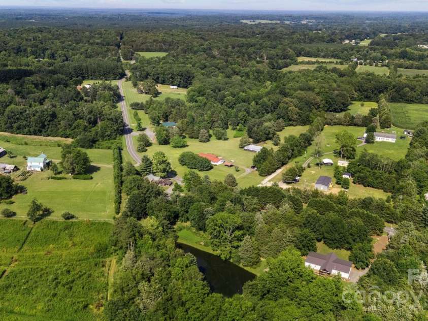 976 Howell Road, Mocksville, NC 27028.  MLS# CAR4278094, YatesRealty ID 24524. 