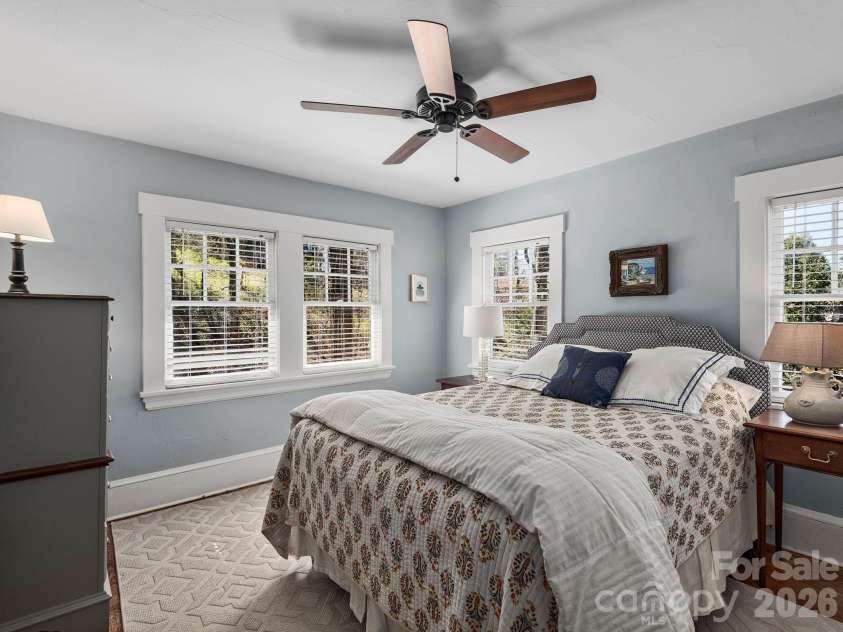 67 Cherokee Road, Asheville, NC 28801.  MLS# CAR4339931, YatesRealty ID 24525. Spacious Guest Space