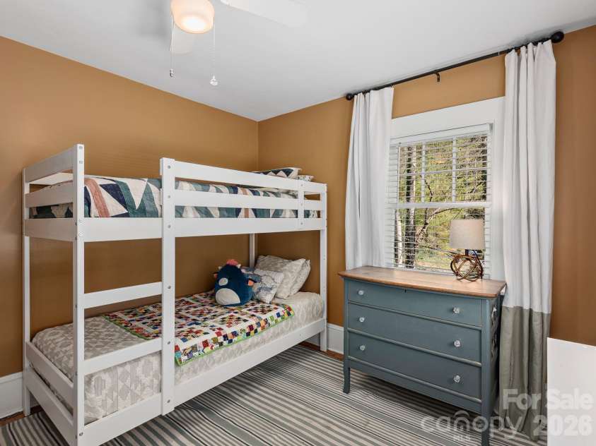 67 Cherokee Road, Asheville, NC 28801.  MLS# CAR4339931, YatesRealty ID 24525. Sweet Guest Space