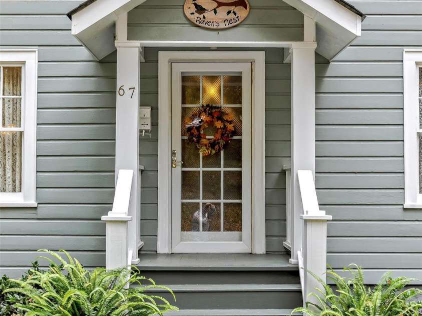 67 Cherokee Road, Asheville, NC 28801.  MLS# CAR4339931, YatesRealty ID 24525. Welcome Home to 