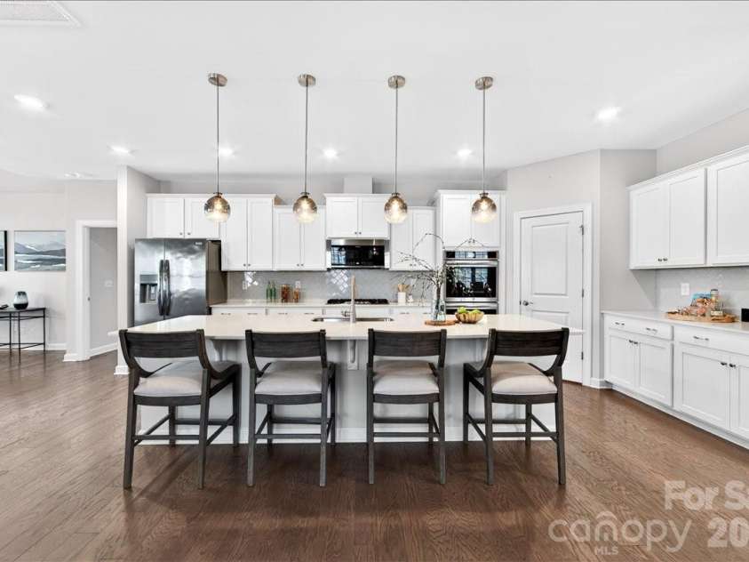 22024 Finworthy Lane, Huntersville, NC 28078.  MLS# CAR4368282, YatesRealty ID 24526. 