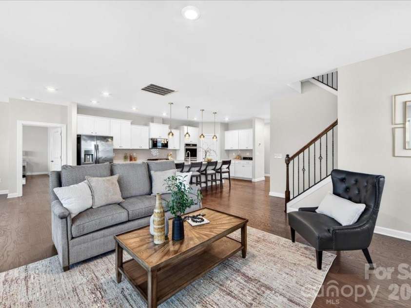 22024 Finworthy Lane, Huntersville, NC 28078.  MLS# CAR4368282, YatesRealty ID 24526. 
