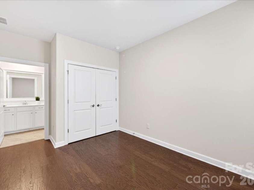 22024 Finworthy Lane, Huntersville, NC 28078.  MLS# CAR4368282, YatesRealty ID 24526. 