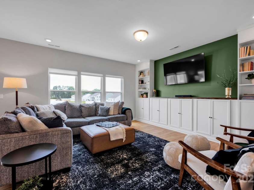 1315 Elizabeth Avenue, Kannapolis, NC 28083.  MLS# CAR4268993, YatesRealty ID 24527. 