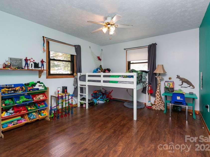 15 Gaddy Road, Weaverville, NC 28787.  MLS# CAR4260731, YatesRealty ID 24529. 2nd bedroom
