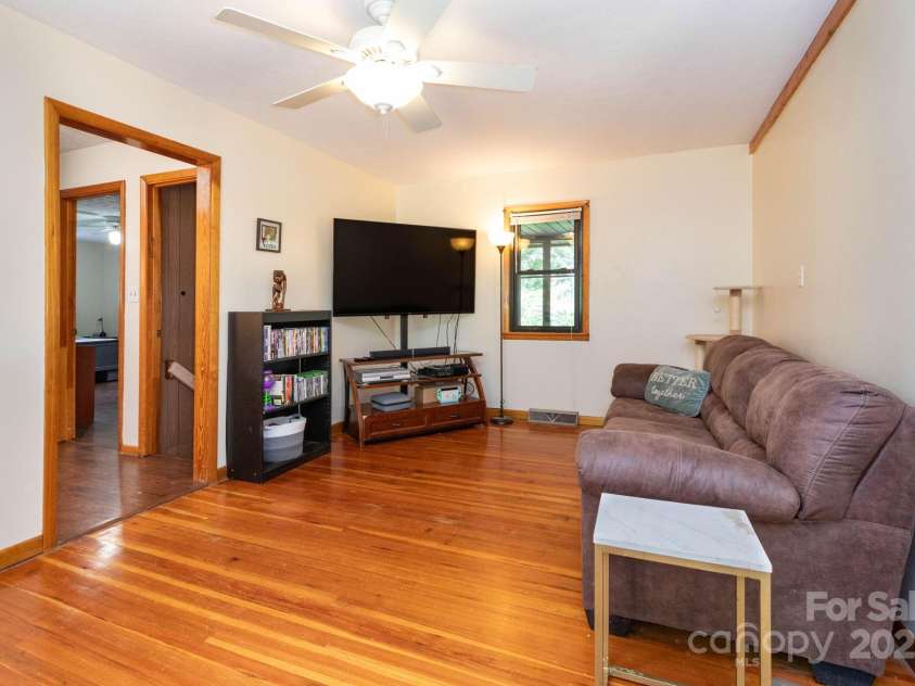 15 Gaddy Road, Weaverville, NC 28787.  MLS# CAR4260731, YatesRealty ID 24529. 