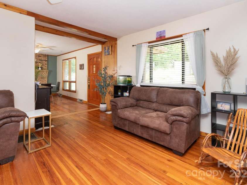 15 Gaddy Road, Weaverville, NC 28787.  MLS# CAR4260731, YatesRealty ID 24529. Living room