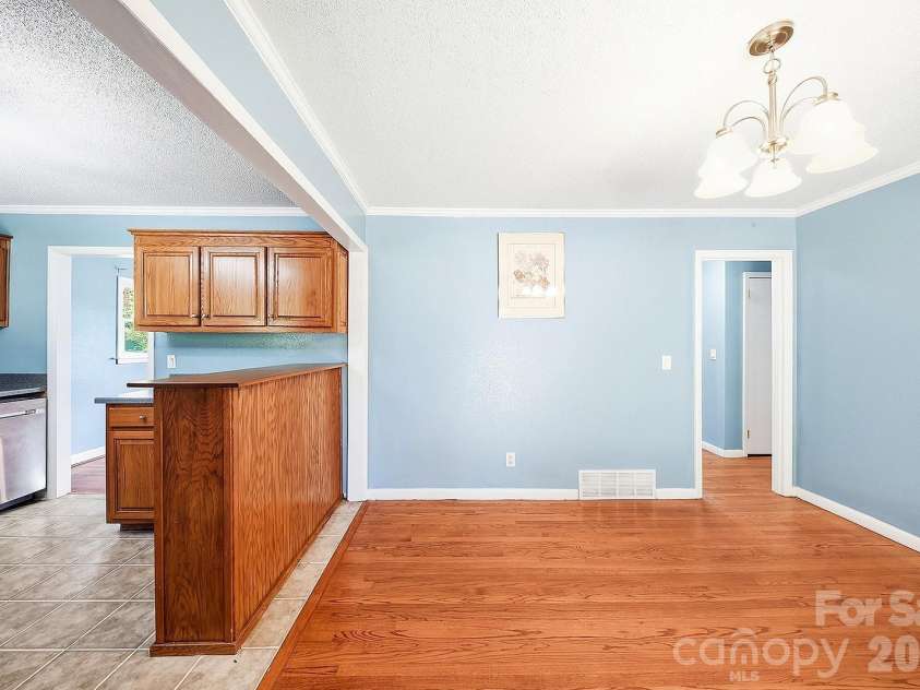 509 Brookside Camp Road, Hendersonville, NC 28792.  MLS# CAR4375720, YatesRealty ID 24529. 