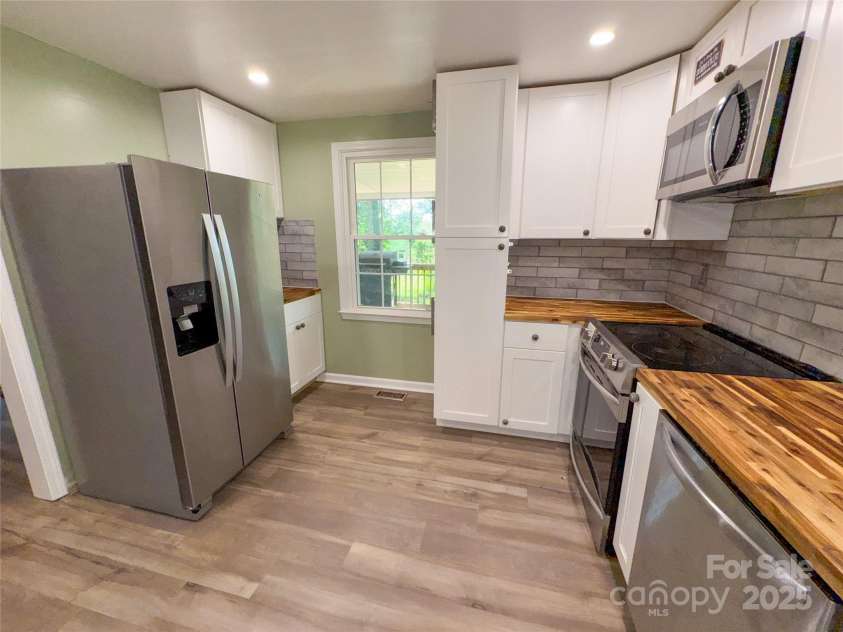 368 Gaddy Farm Road, Mount Gilead, NC 27306.  MLS# CAR4296067, YatesRealty ID 2453. 