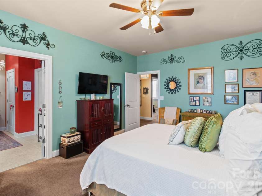 1108 Stuarts Landing Drive, Cramerton, NC 28032.  MLS# CAR4380674, YatesRealty ID 24531. 