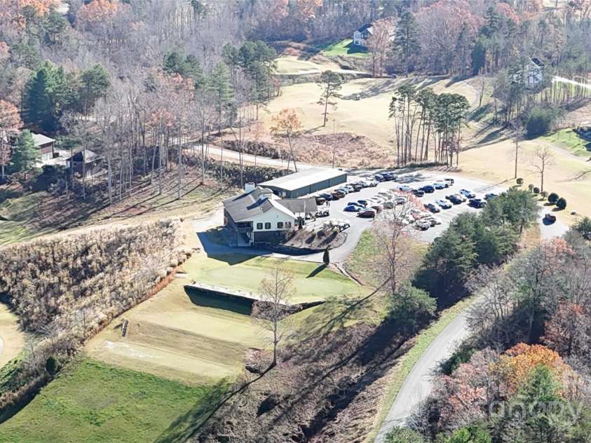 138 Broken Arrow Road, Statesville, NC 28677.  MLS# CAR4271472, YatesRealty ID 24532. Clubhouse