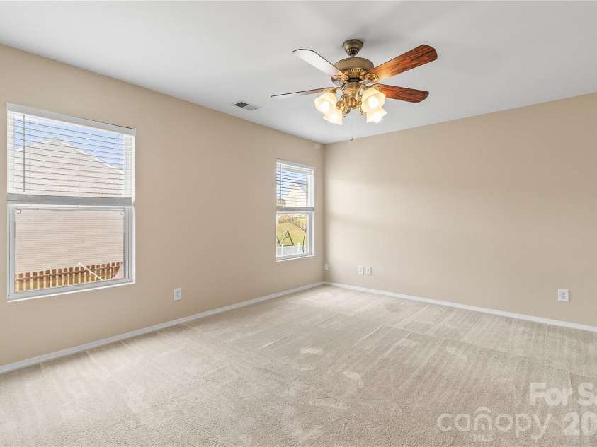 1507 Cold Creek Place, Huntersville, NC 28078.  MLS# CAR4380864, YatesRealty ID 24532. Bonus room with built-ins