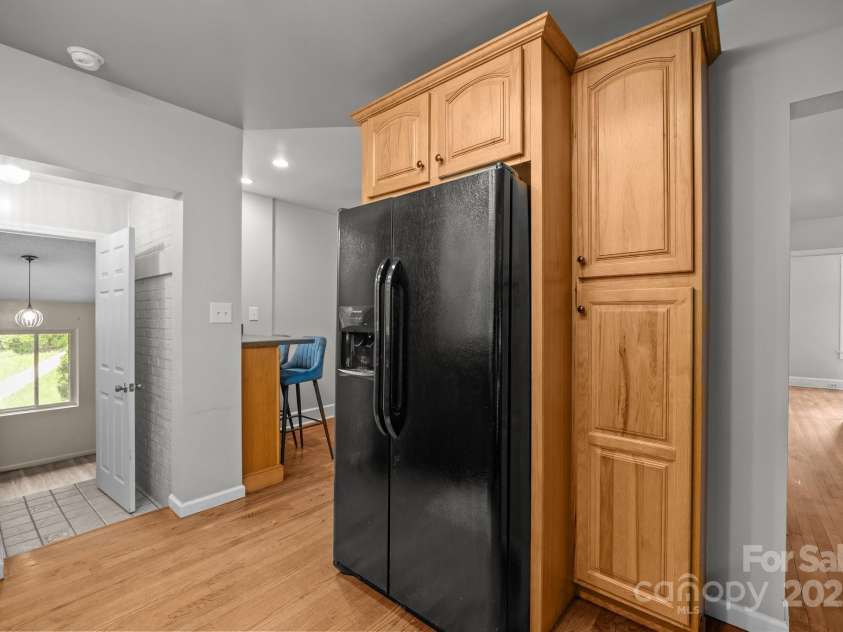 2 Enka Orchard Street, Candler, NC 28715.  MLS# CAR4270058, YatesRealty ID 24533. 