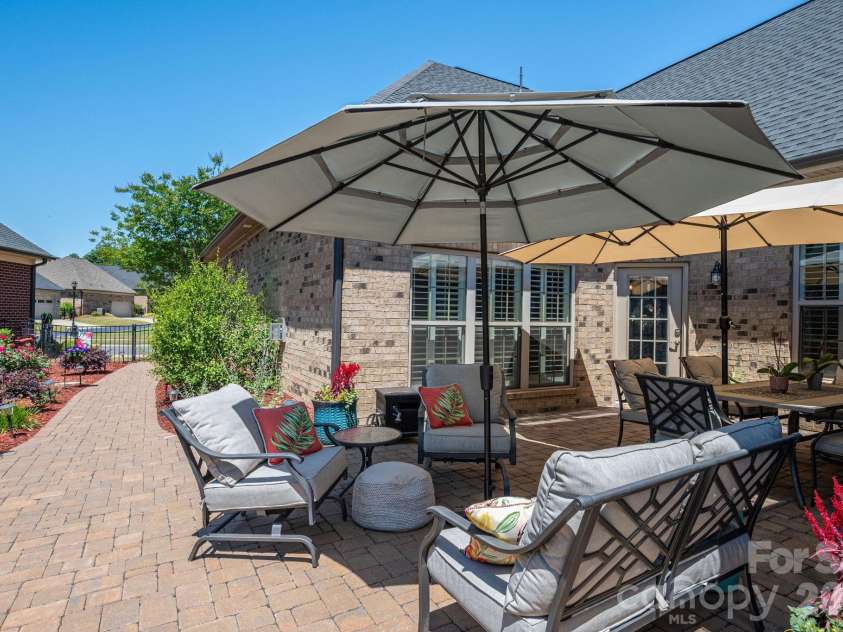 5228 Courtyard Lane, Belmont, NC 28012.  MLS# CAR4381843, YatesRealty ID 24533. 