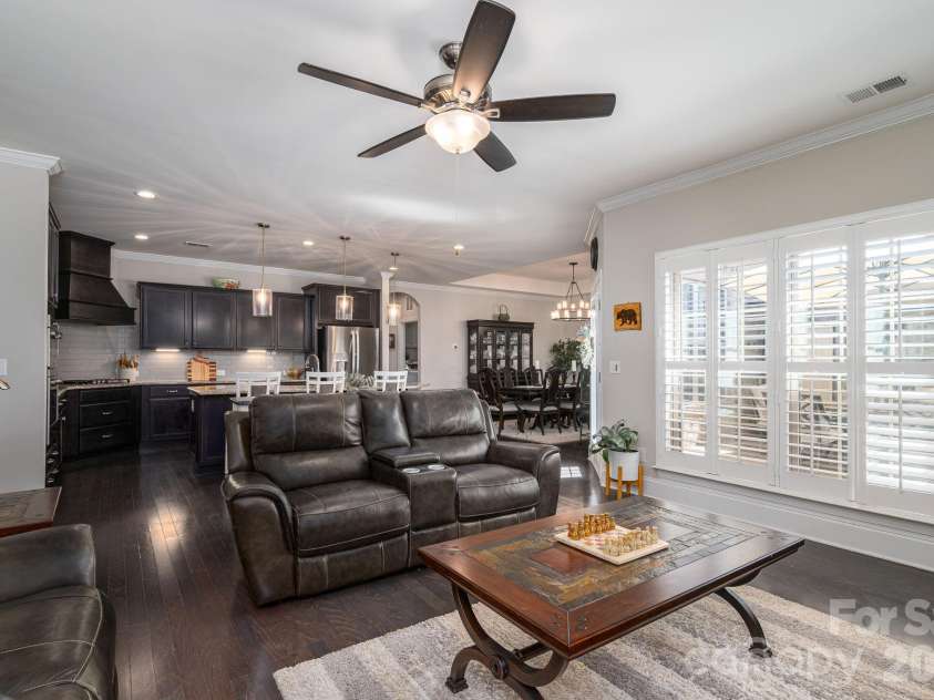 5228 Courtyard Lane, Belmont, NC 28012.  MLS# CAR4414092, YatesRealty ID 24533. 