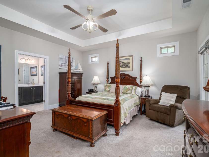 5228 Courtyard Lane, Belmont, NC 28012.  MLS# CAR4414092, YatesRealty ID 24533. 