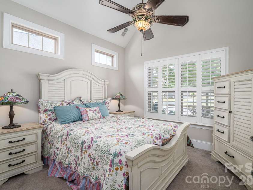 5228 Courtyard Lane, Belmont, NC 28012.  MLS# CAR4414092, YatesRealty ID 24533. 