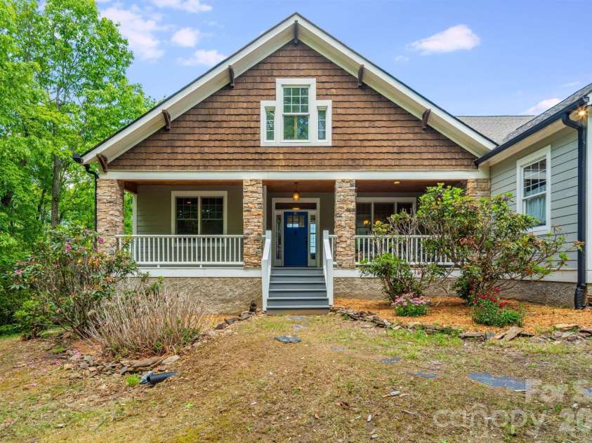 1659 High Rock Acres Drive, Black Mountain, NC 28711.  MLS# CAR4380378, YatesRealty ID 24534. Front Entrance 