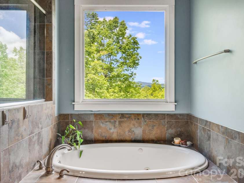 1659 High Rock Acres Drive, Black Mountain, NC 28711.  MLS# CAR4380378, YatesRealty ID 24534. Oversized Tub with Mountain View 