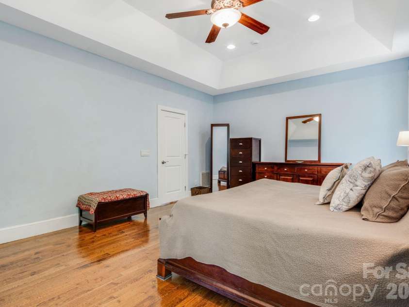 1659 High Rock Acres Drive, Black Mountain, NC 28711.  MLS# CAR4380378, YatesRealty ID 24534. Tray Ceilings in Primary 