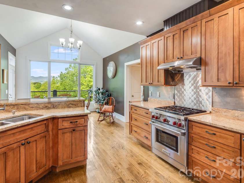 1659 High Rock Acres Drive, Black Mountain, NC 28711.  MLS# CAR4380378, YatesRealty ID 24534. Wolf Stove 