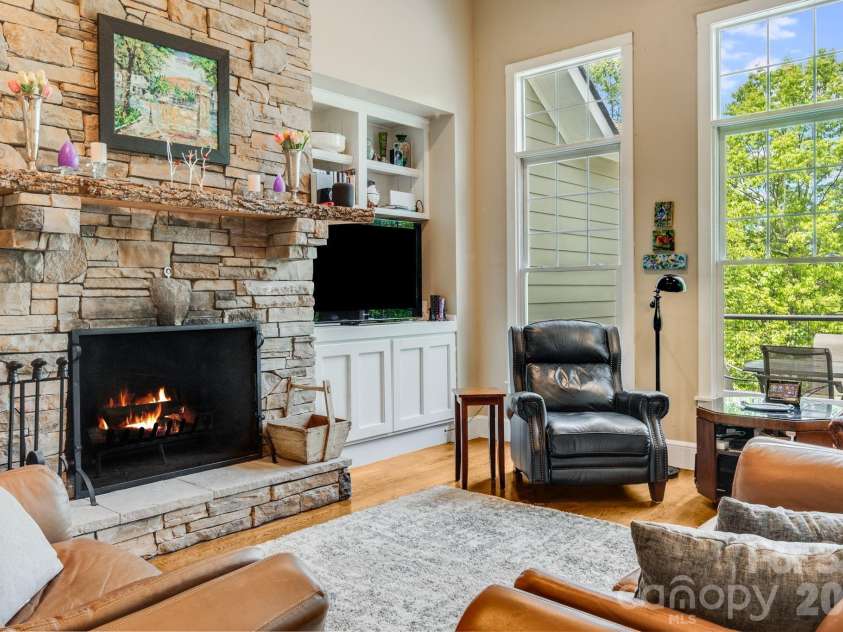 1659 High Rock Acres Drive, Black Mountain, NC 28711.  MLS# CAR4380378, YatesRealty ID 24534. Wood Burning Fire Place 