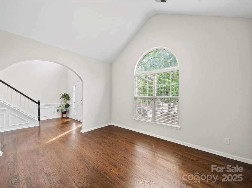 404 Basingdon Court, Waxhaw, NC 28173.  MLS# CAR4251685, YatesRealty ID 24534. 