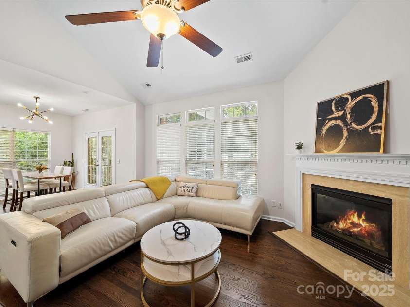 404 Basingdon Court, Waxhaw, NC 28173.  MLS# CAR4251685, YatesRealty ID 24534. 