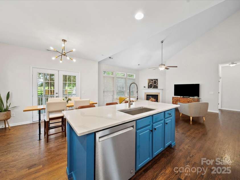 404 Basingdon Court, Waxhaw, NC 28173.  MLS# CAR4251685, YatesRealty ID 24534. 