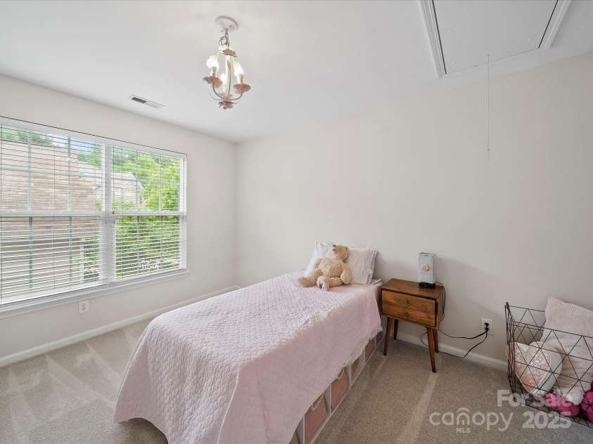 404 Basingdon Court, Waxhaw, NC 28173.  MLS# CAR4251685, YatesRealty ID 24534. 