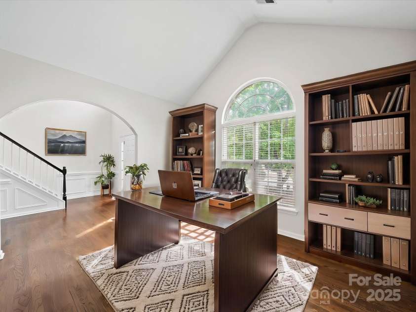 404 Basingdon Court, Waxhaw, NC 28173.  MLS# CAR4251685, YatesRealty ID 24534. Virtually Staged